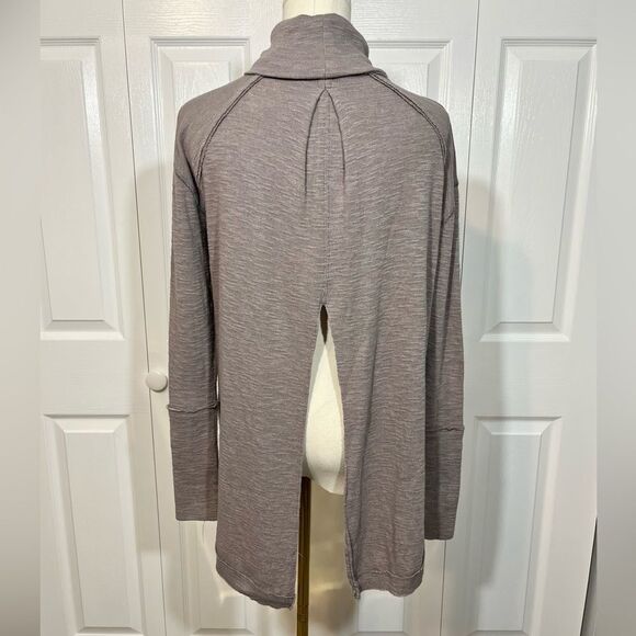 We the Free People Gray Split Back Turtleneck - Picture 6 of 10